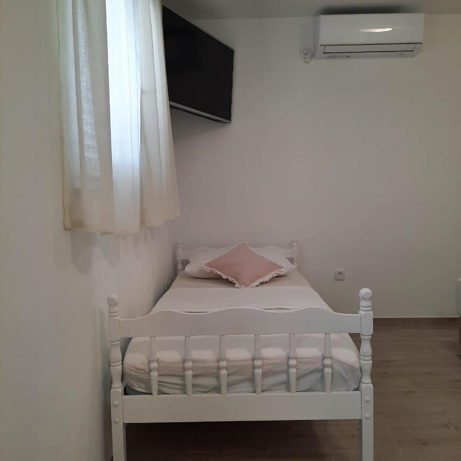 Studio Apartman Mare Trogir Zewnętrze zdjęcie