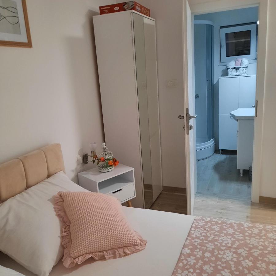Studio Apartman Mare Trogir Zewnętrze zdjęcie
